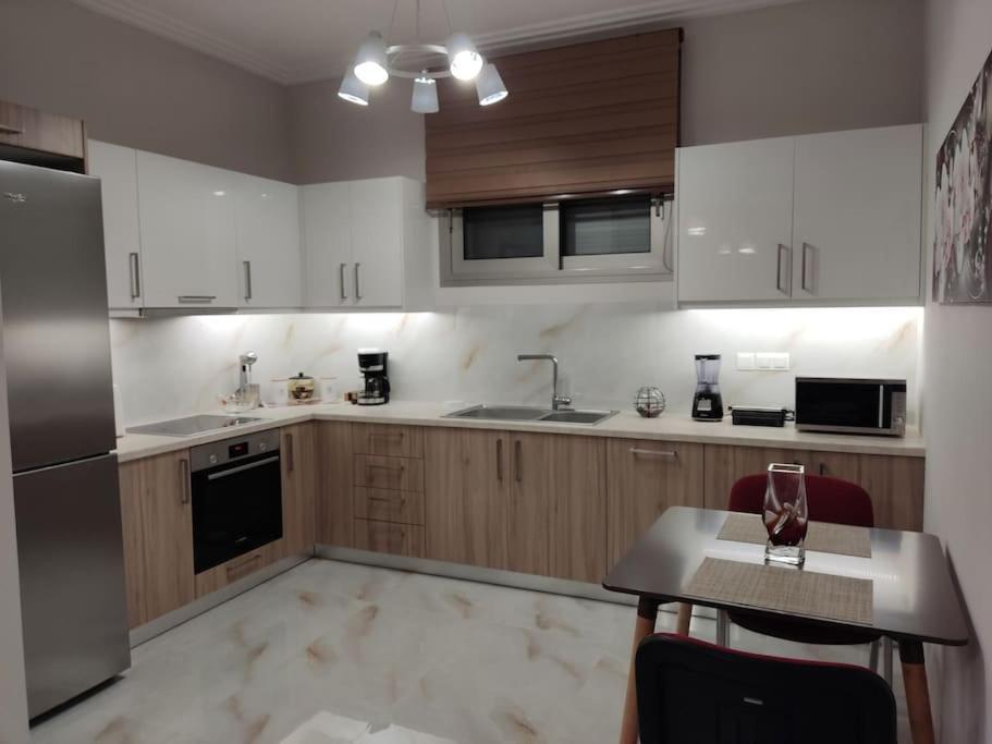 Ebony And Ivory Suites Drosia  Luaran gambar