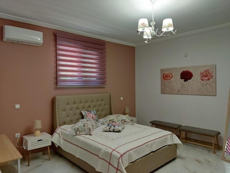 Ebony And Ivory Suites Drosia  Luaran gambar