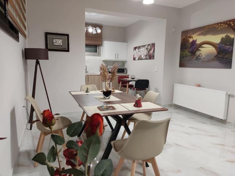 Ebony And Ivory Suites Drosia  Luaran gambar