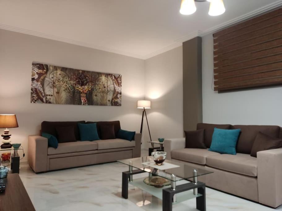 Ebony And Ivory Suites Drosia  Luaran gambar