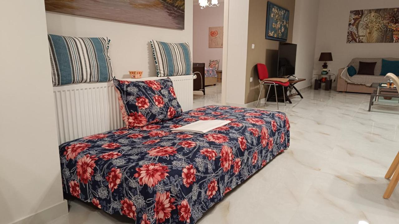 Ebony And Ivory Suites Drosia  Luaran gambar